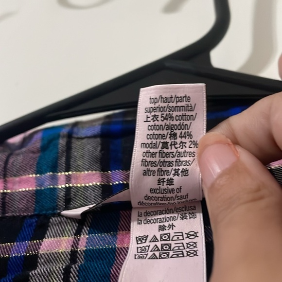 VICTORIA'S SECRET Flannel Short Sleeve Top Size XL - Picture 6 of 10